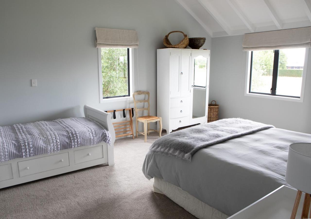 Black Walnut Cottage Havelock North Exterior photo